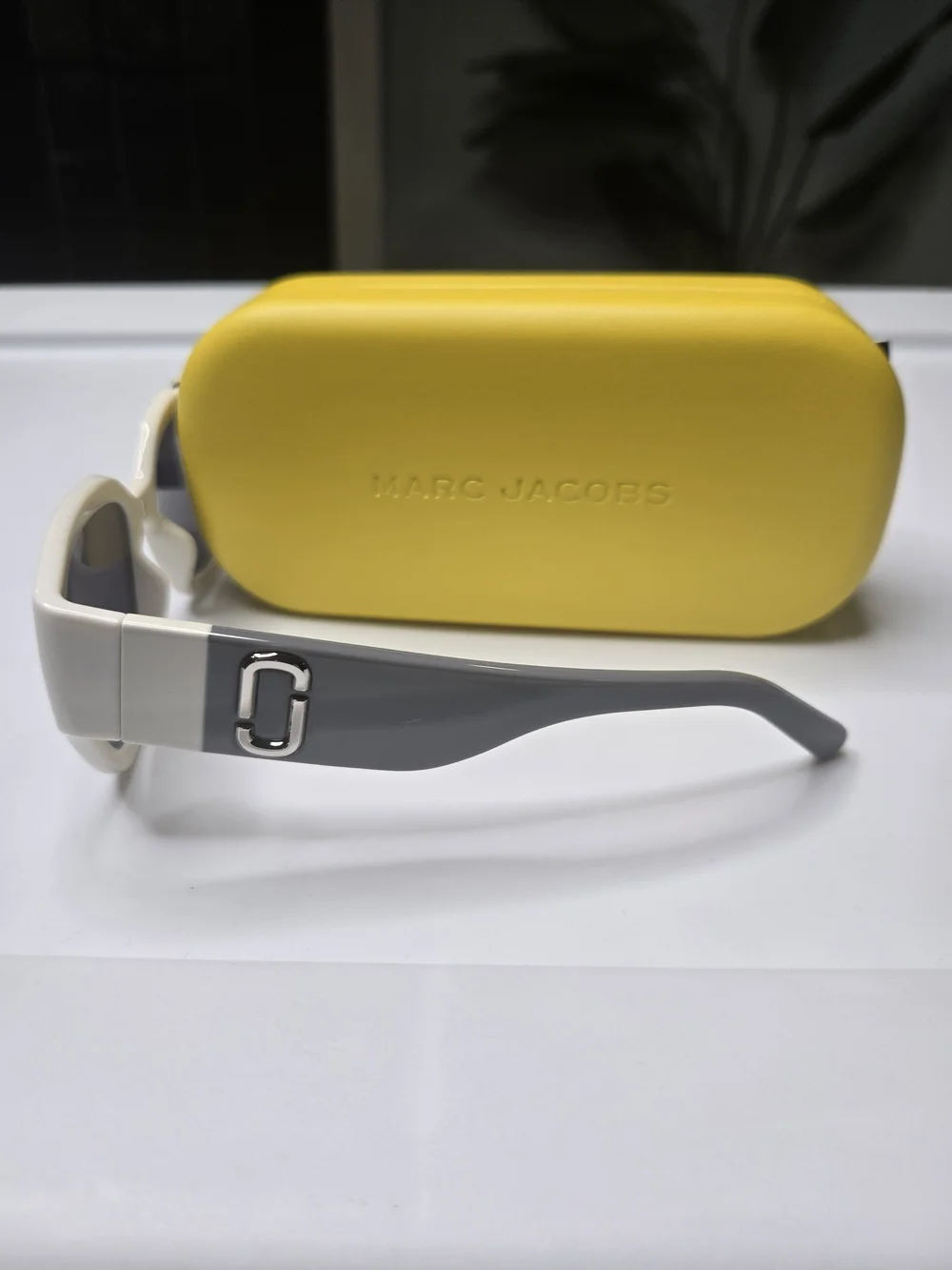 Marc Jacobs Cream Frame Sunglasses with Black Lenses